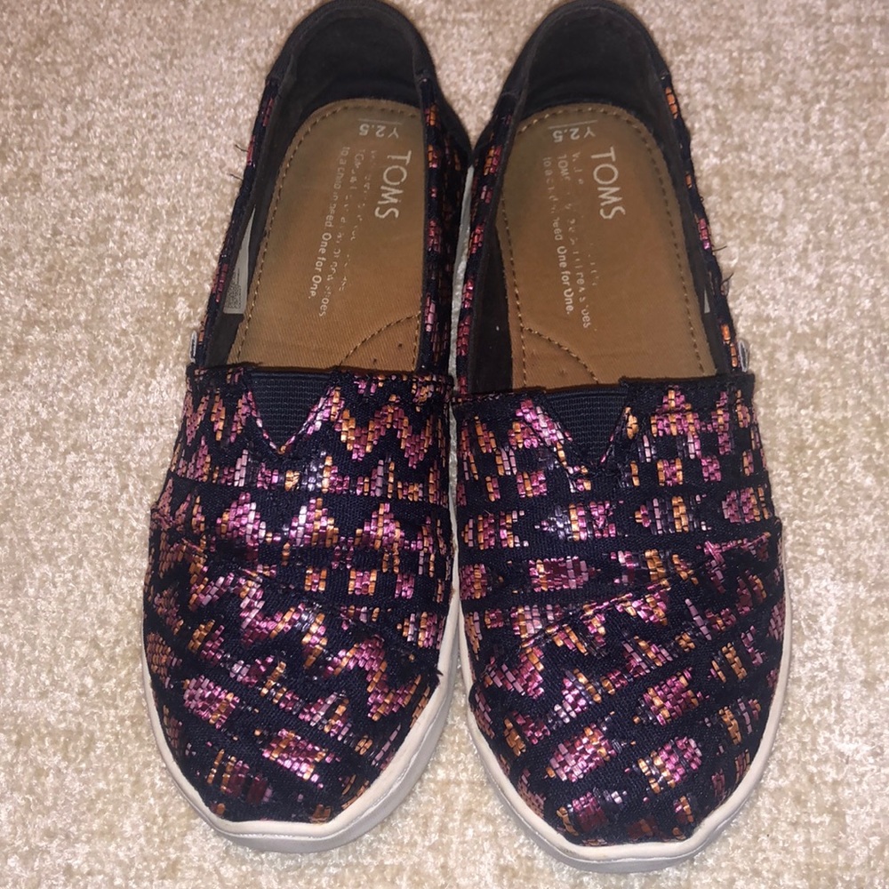 Toms size 2.5 -EUC